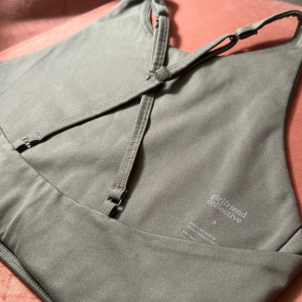 Olive Girlfriend Collective Compression Set